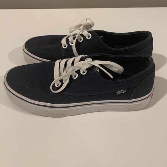 Vans - Picture 2 of 5